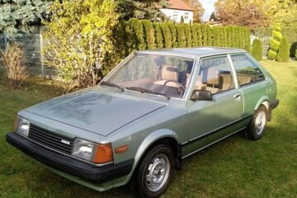 Mazda 323 DDR Import