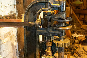 Bohrmaschine groß 1890
