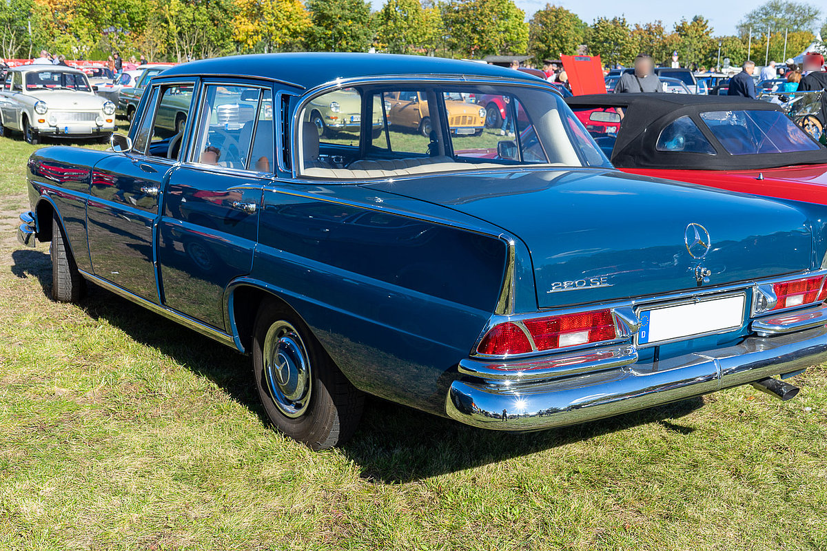 Mercedes