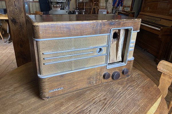 Radio