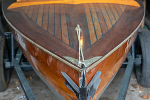 kleines Holzboot
