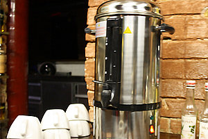 Große Kaffeemaschine
